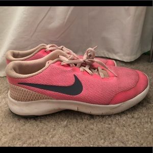 NIKE FLEX EXPERIENCE RN7 girls shoes